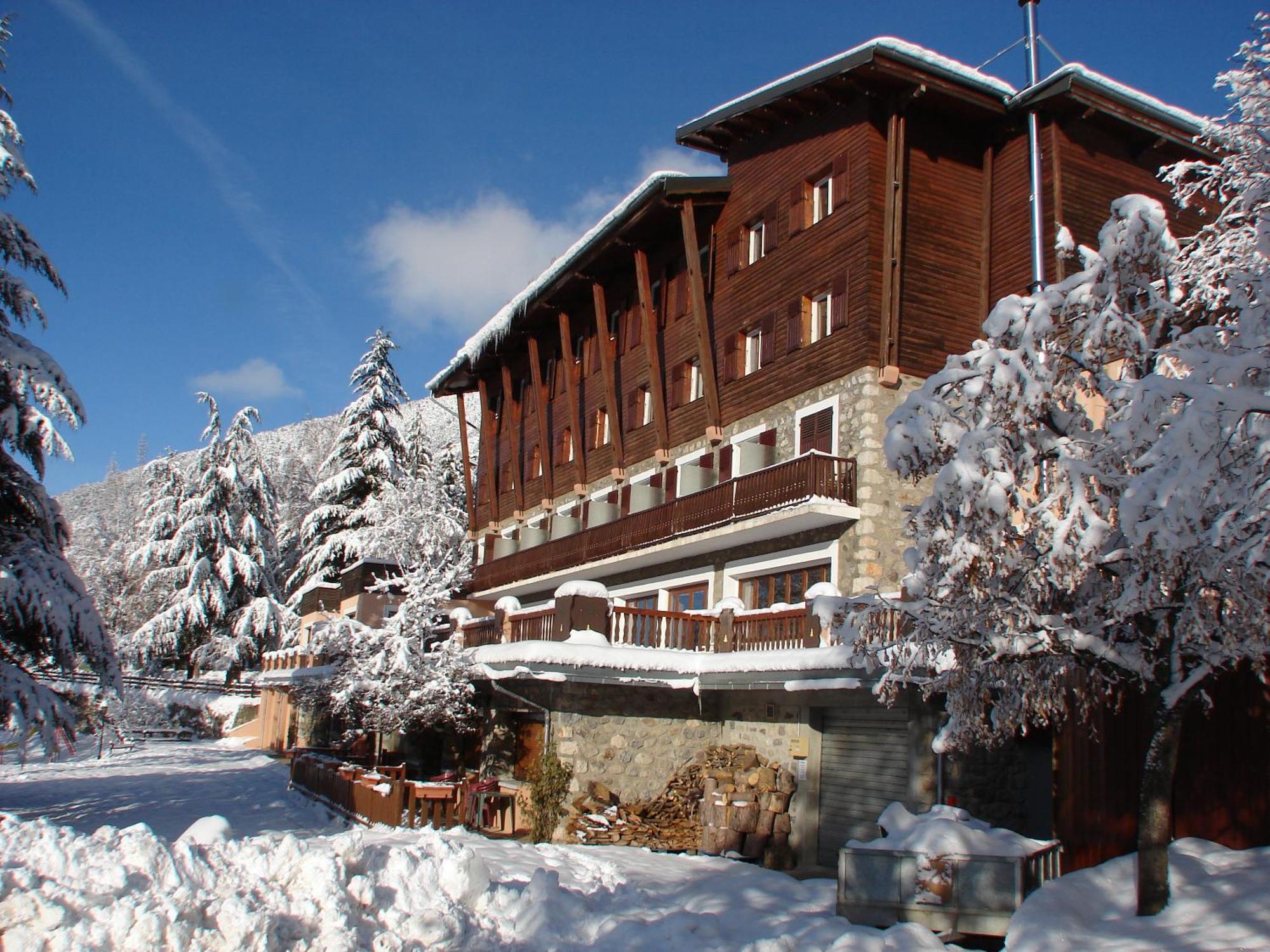 Auberge De Jeunesse Hi Valdeblore - Le Chalet ภายนอก รูปภาพ